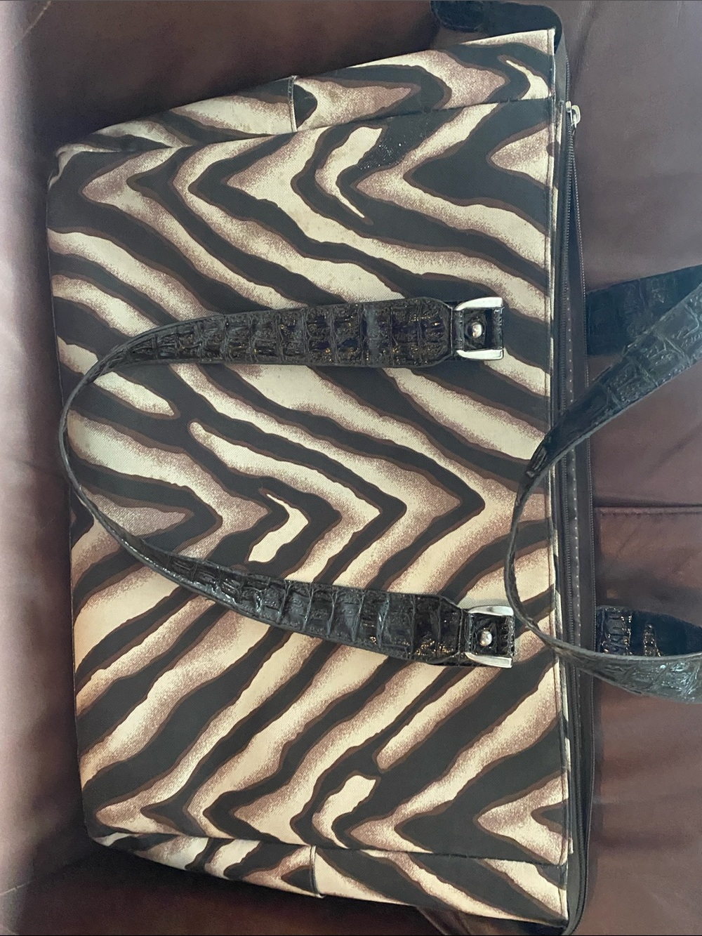Zebra-Print Tote Bag in Brown and Cream - Picture 6 of 9